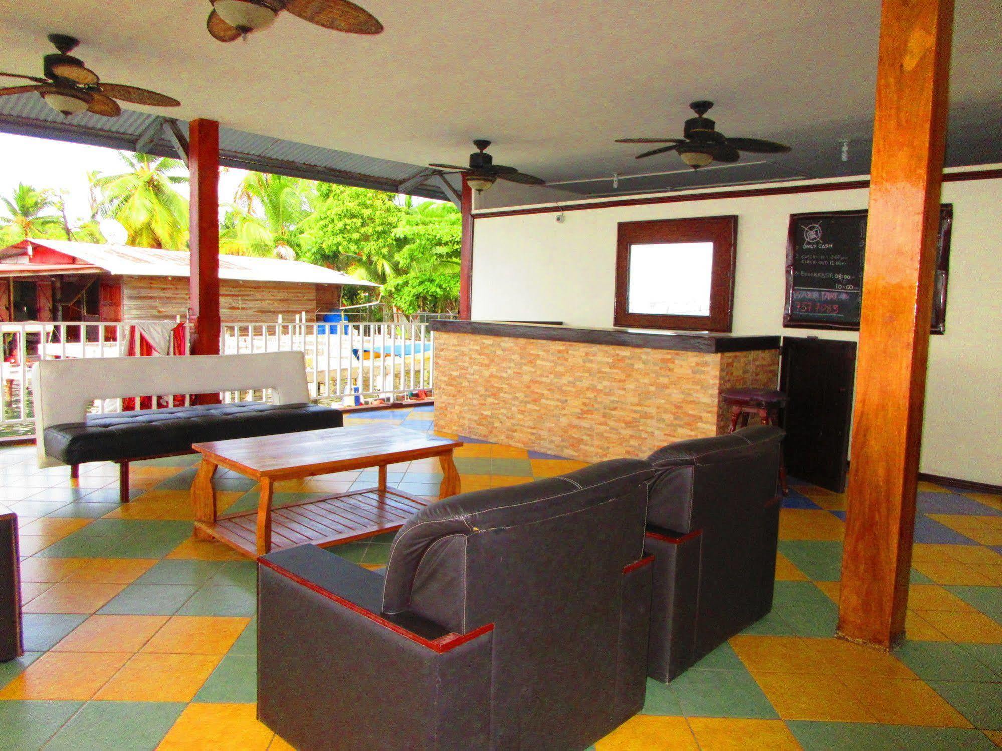 Los Balcones Over The Sea Hotel Bocas del Toro Eksteriør bilde